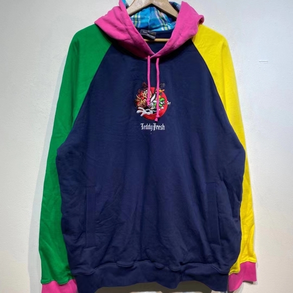 NWOT Teddy Fresh Looney Tunes Colorblocked Hoodie - Picture 9 of 10